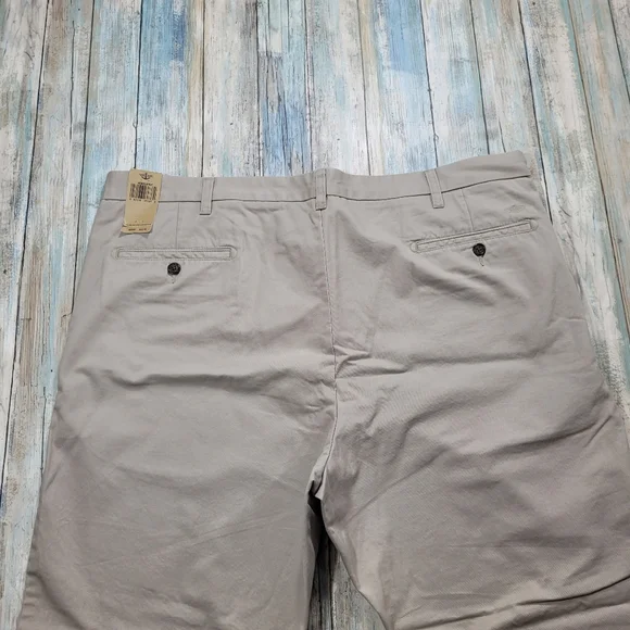 DOCKERS D3 Classic Fit Jeans. - Picture 10 of 10